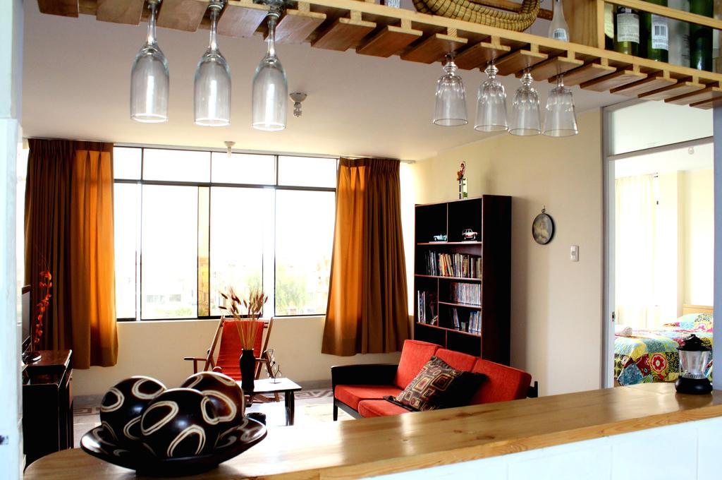 Taytaypa Rooms & Apartments Lima Airport Exteriör bild
