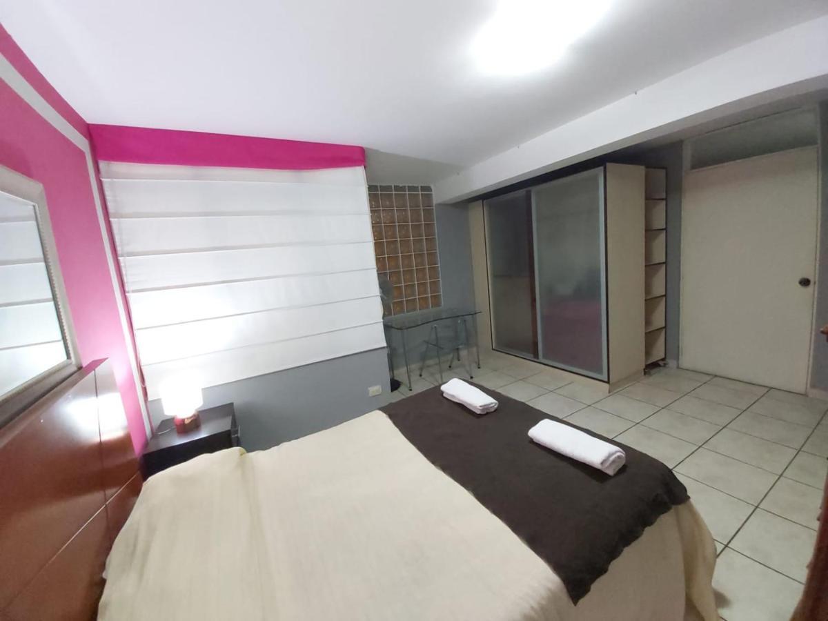 Taytaypa Rooms & Apartments Lima Airport Exteriör bild