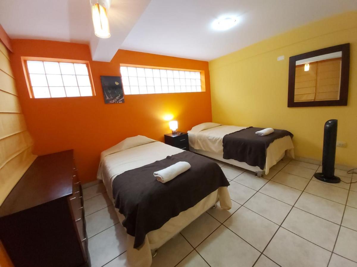 Taytaypa Rooms & Apartments Lima Airport Exteriör bild